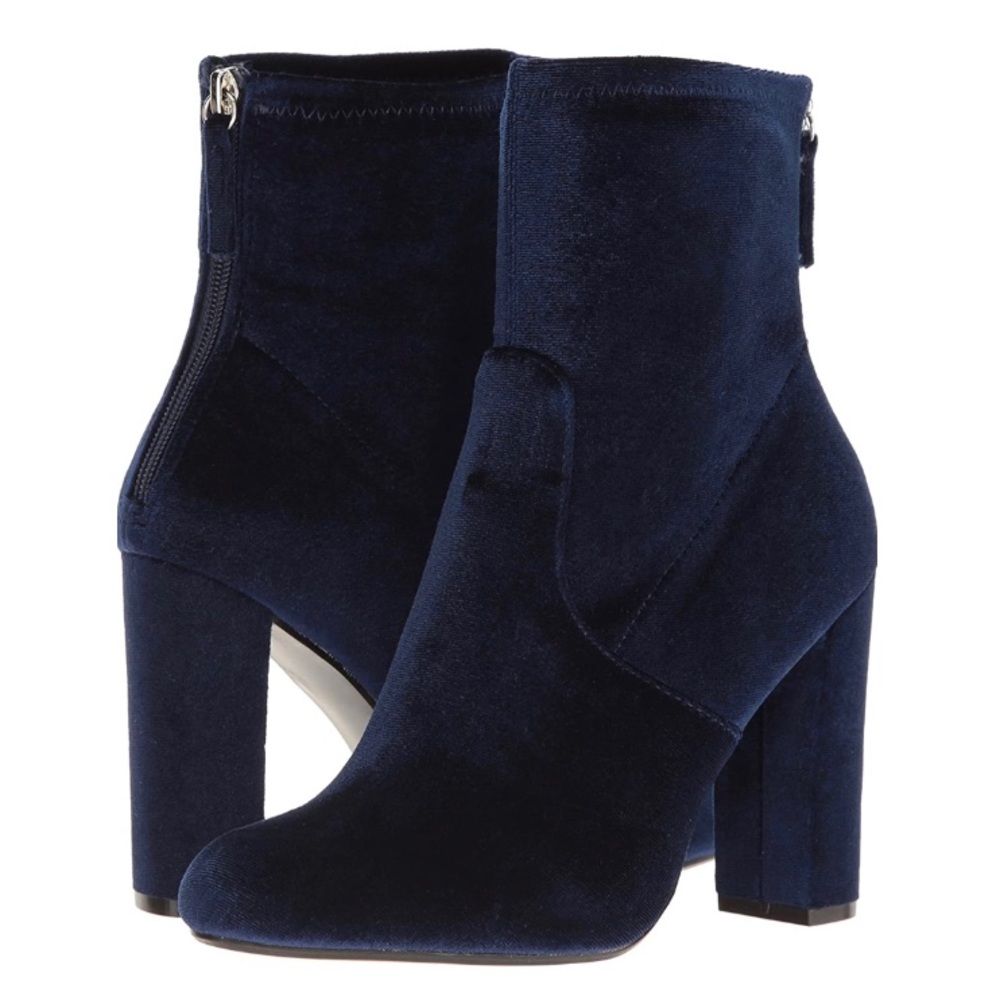 Steve Madden Women's Brisk Navy Ankle Bootie
